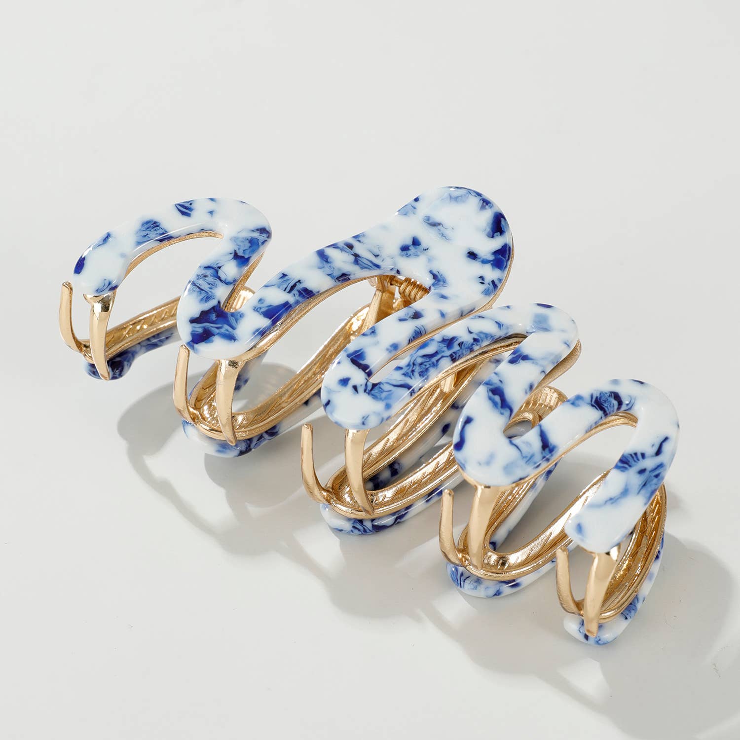 Willow Coastal Squiggle Metal Claw Clip