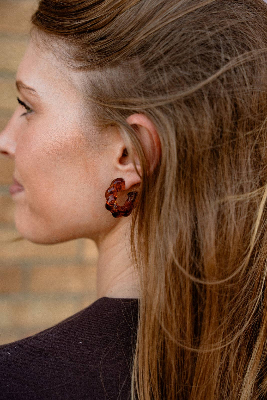 Amber Ramona Hoops
