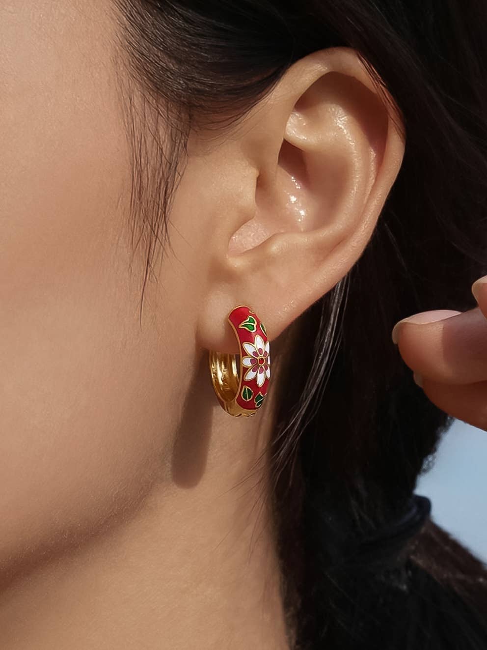 Red Isabeau 18K Gold Non-Tarnish Vintage Floral Hoop Earrings