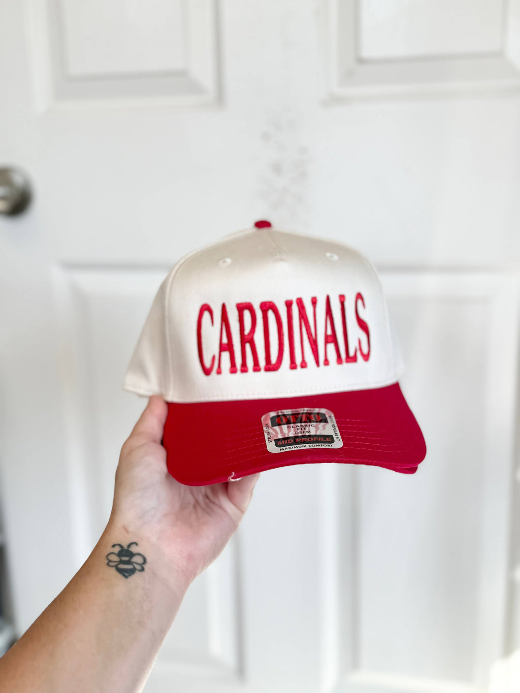 Natural & Red Cardinals Embroidered Hat