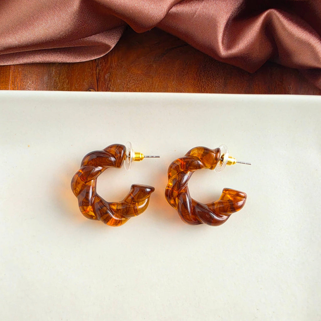 Amber Ramona Hoops