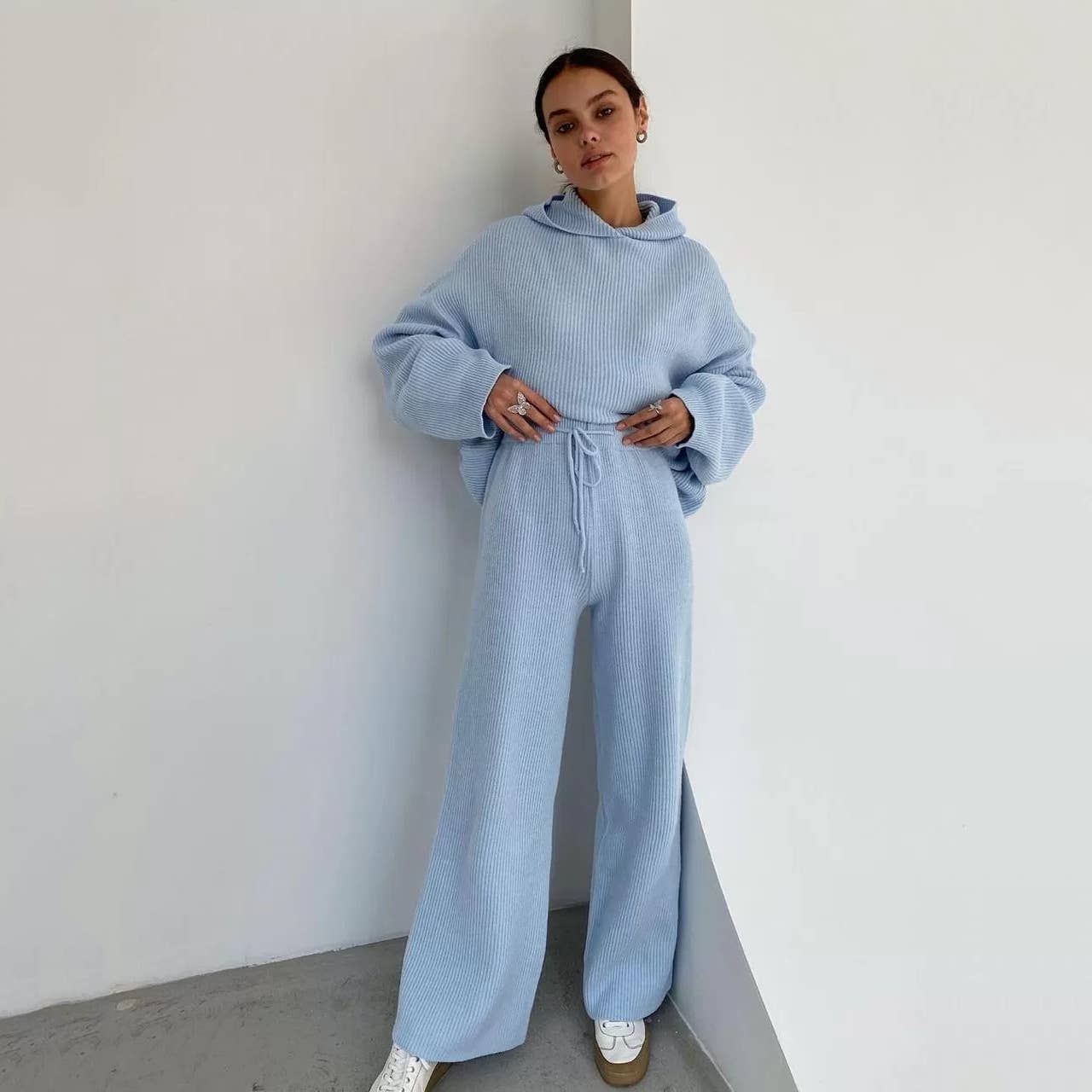 Blue Solid Color Sweater Set
