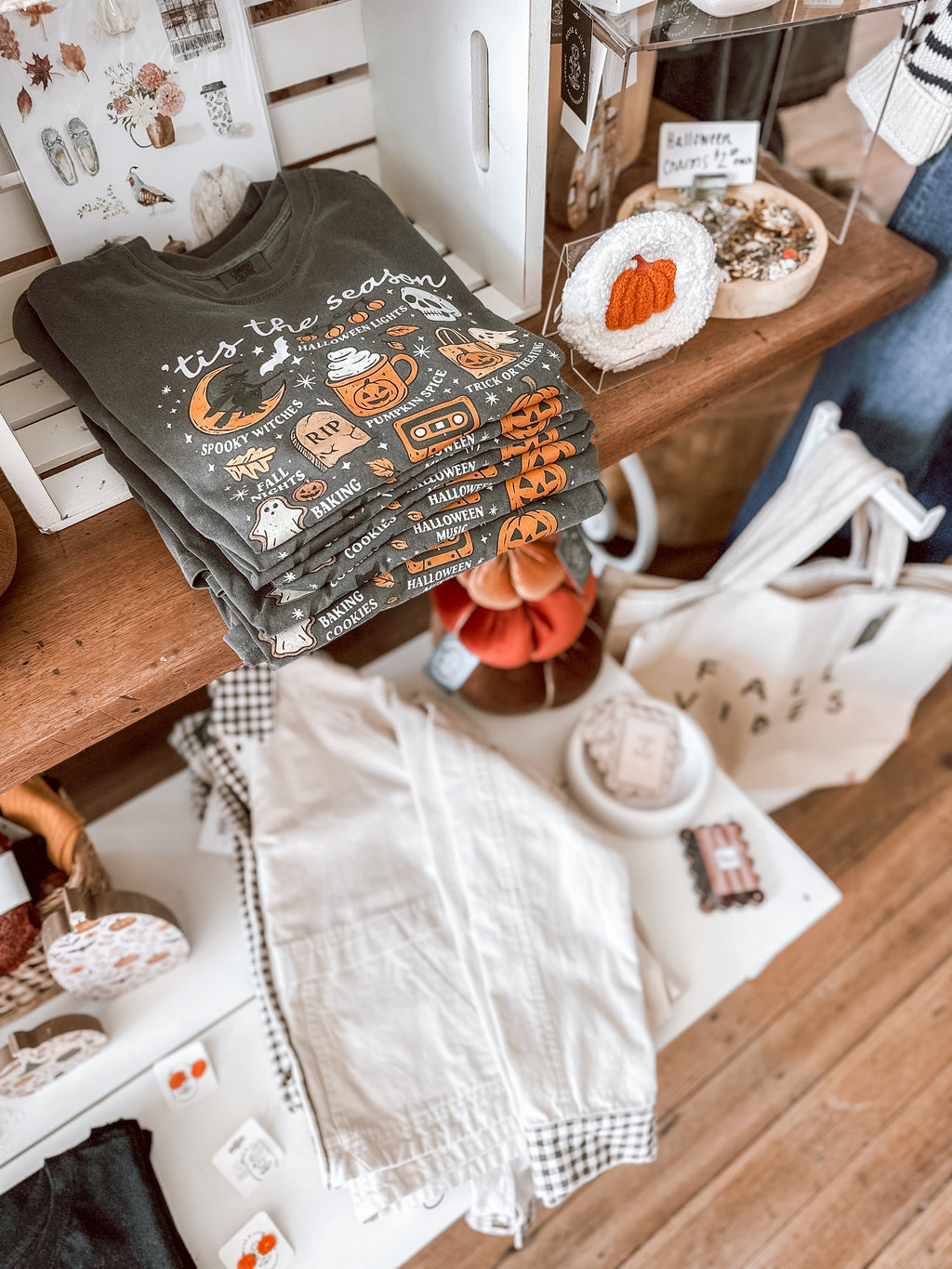 Pepper Tis The Season Halloween Tee
