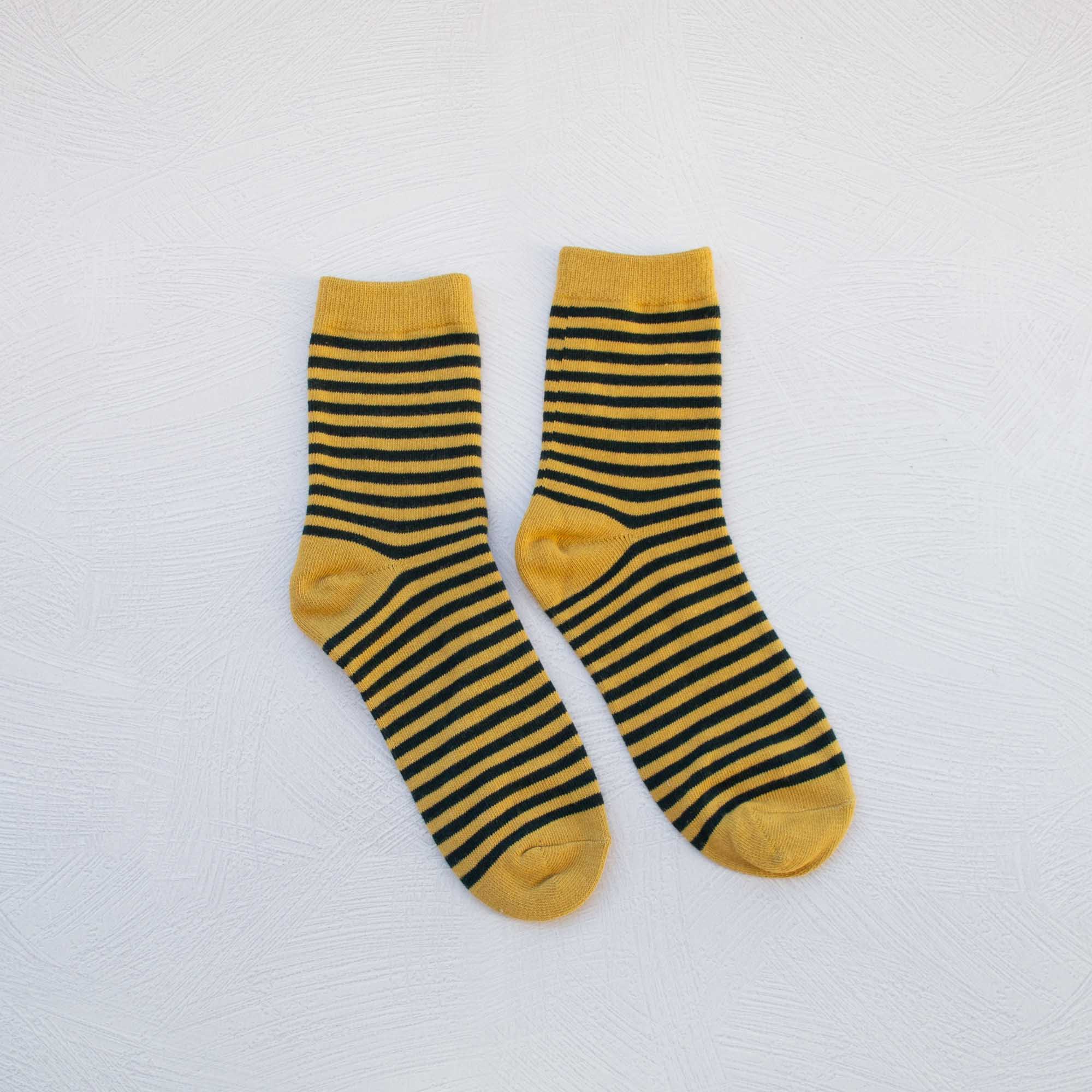 Raspberry Thin Stripe Casual Socks
