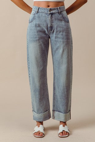 Rolled Up Bottom Hem Soft Barrel Shape Denim Jeans