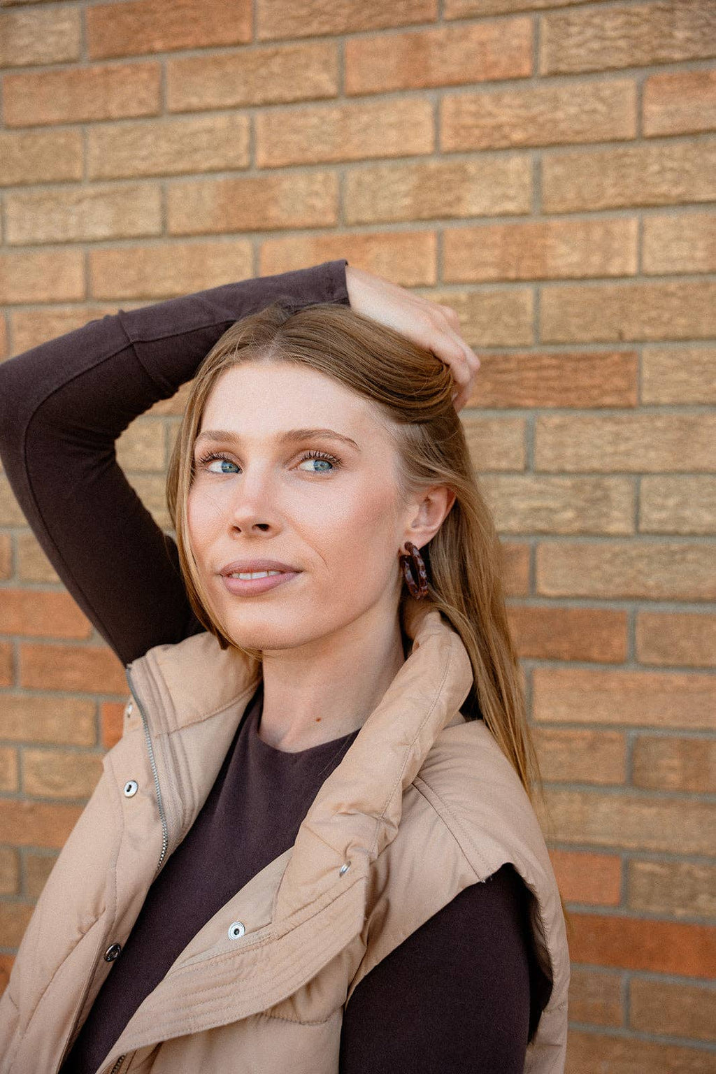 Cocoa Brown Scarlett Hoops