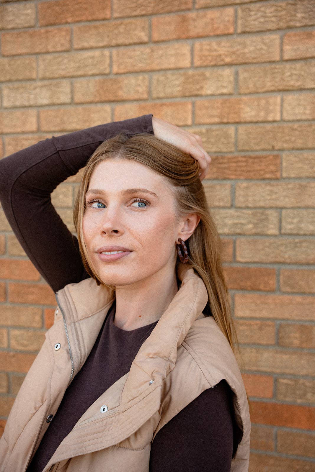 Cocoa Brown Scarlett Hoops