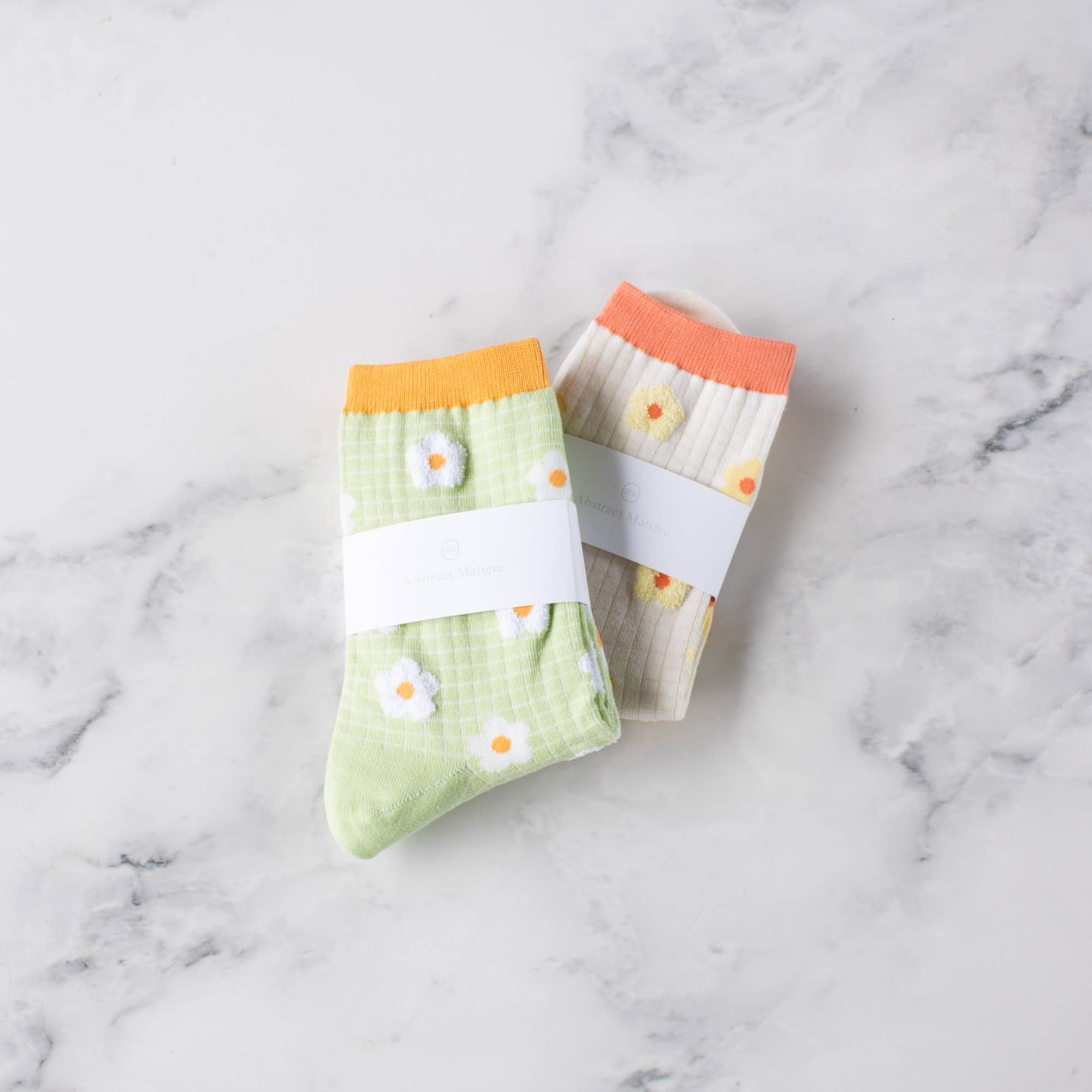 Lime Spring Blooming Flower Socks