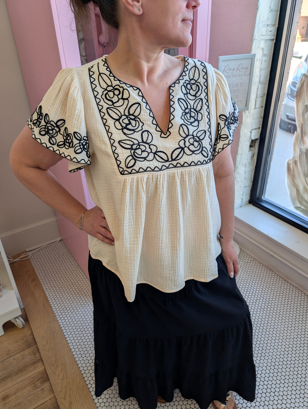 Plus Natural & Black Top