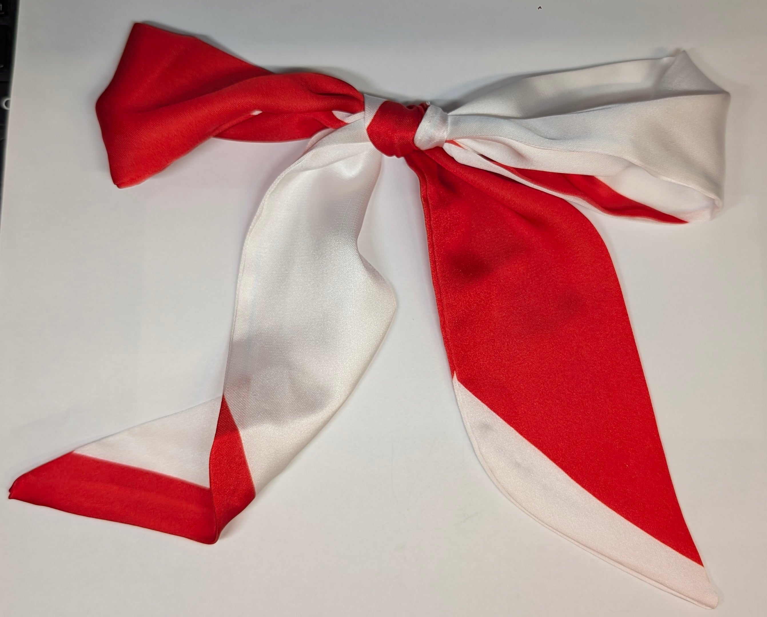 Red & White Scarf