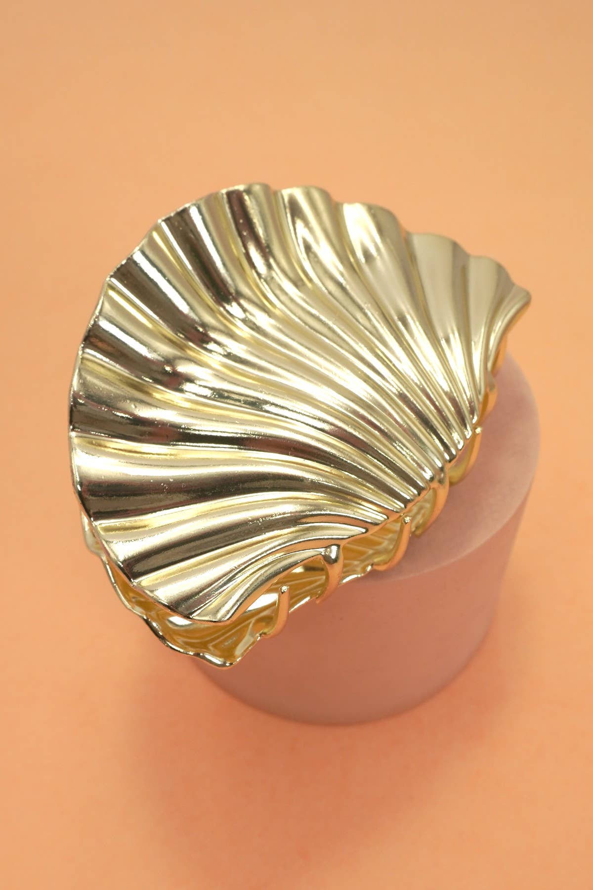 Gold Seashell Hairclip
