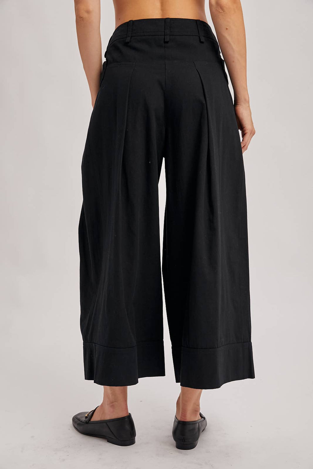 Black Pleated Wide-Leg Pants