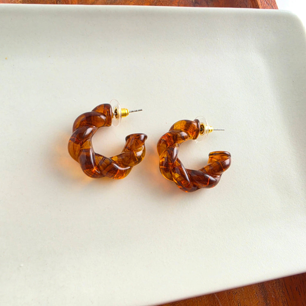 Amber Ramona Hoops