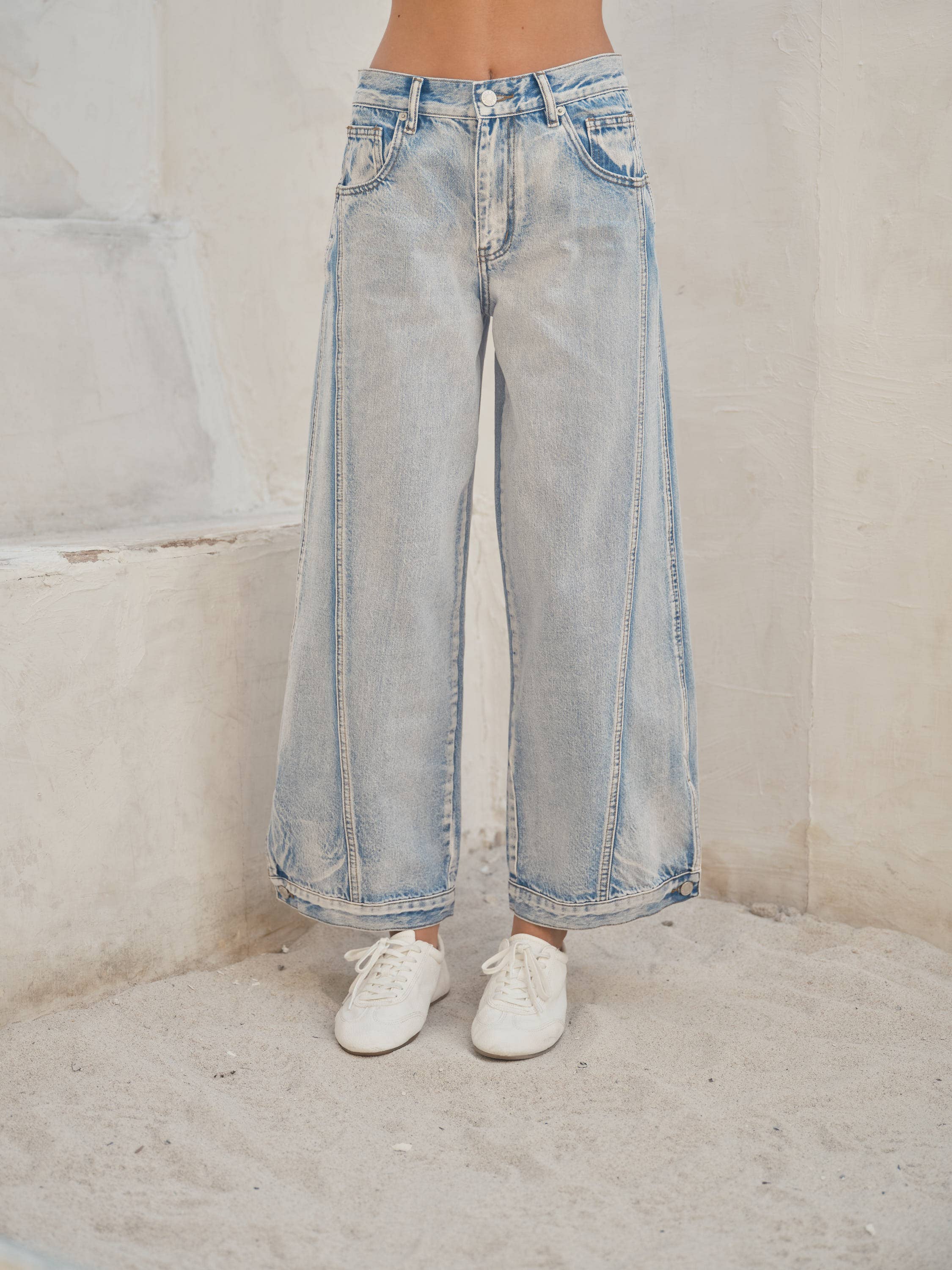 Light Denim Vintage Washed Jean