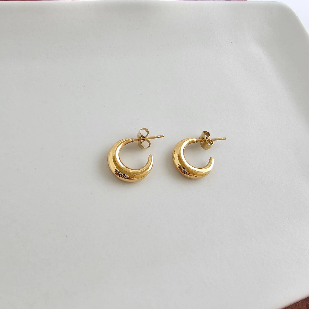 Gold Mini Luxe Selena Hoops